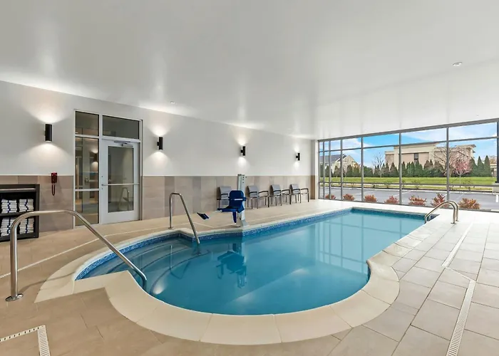 Hotel Springhill By Marriott West 3*